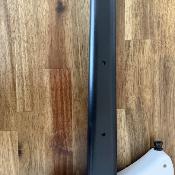 Guitar Hero Guitar Playstation 2 PS2 Wireless White No Dongle 95025 Not Tested - Picture 9 of 16